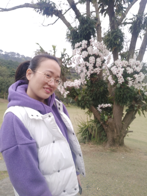 後夜的第一张照片--隆安闪婚服务中心